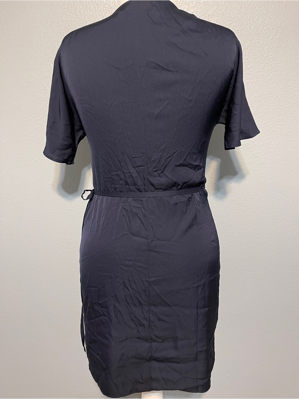Quince Blue Silk Wrap Dress V Neck Short Sleeve Tie Waist Medium Old Money Chic - Picture 3 of 7